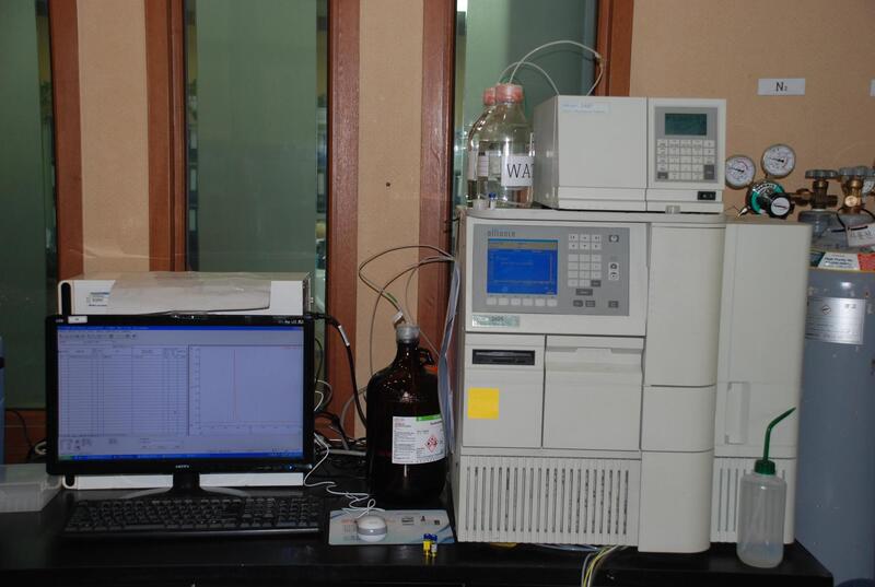 HPLC/WATERS PDA
